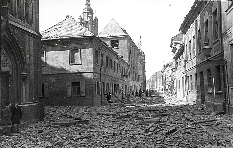 FLeyse1- 0011.jpg