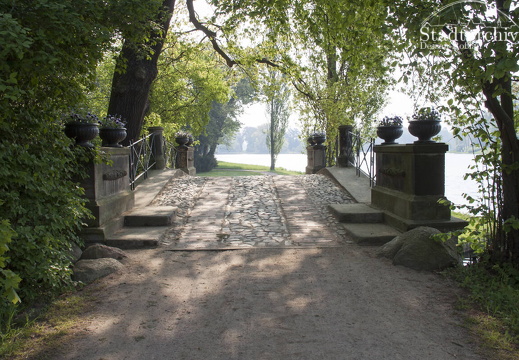 FDigital-2011-04-29-0115