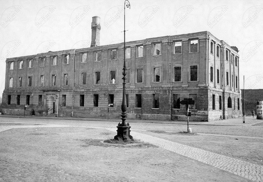 FII 1b Zerstörungen am Schloßkomplex